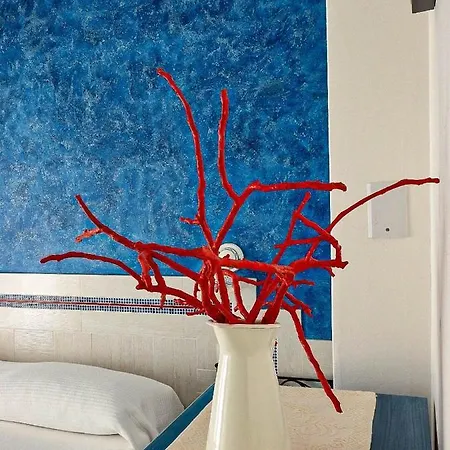 Attico Romantico Vista Mare Maddalena * ラ・マッダレーナ