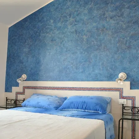 Attico Romantico Vista Mare Maddalena * ラ・マッダレーナ