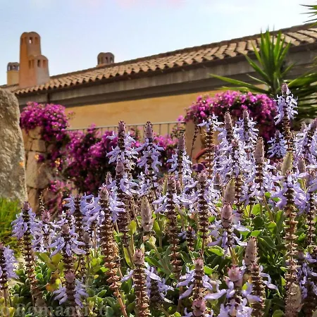 Attico Romantico Vista Mare Maddalena 아파트 라마달레나