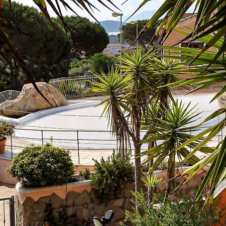 Διαμέρισμα Attico Romantico Vista Mare Maddalena Λα Μανταλένα