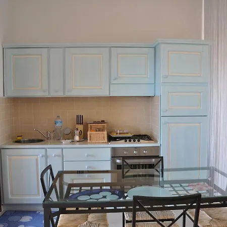 Attico Romantico Vista Mare Maddalena 라마달레나