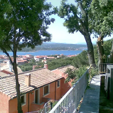아파트 Attico Romantico Vista Mare Maddalena *